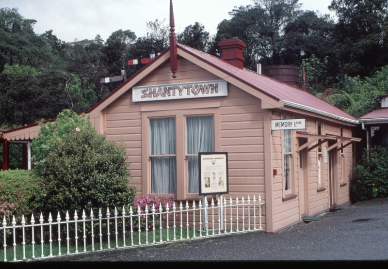 125895: Shantytown Station street frontage