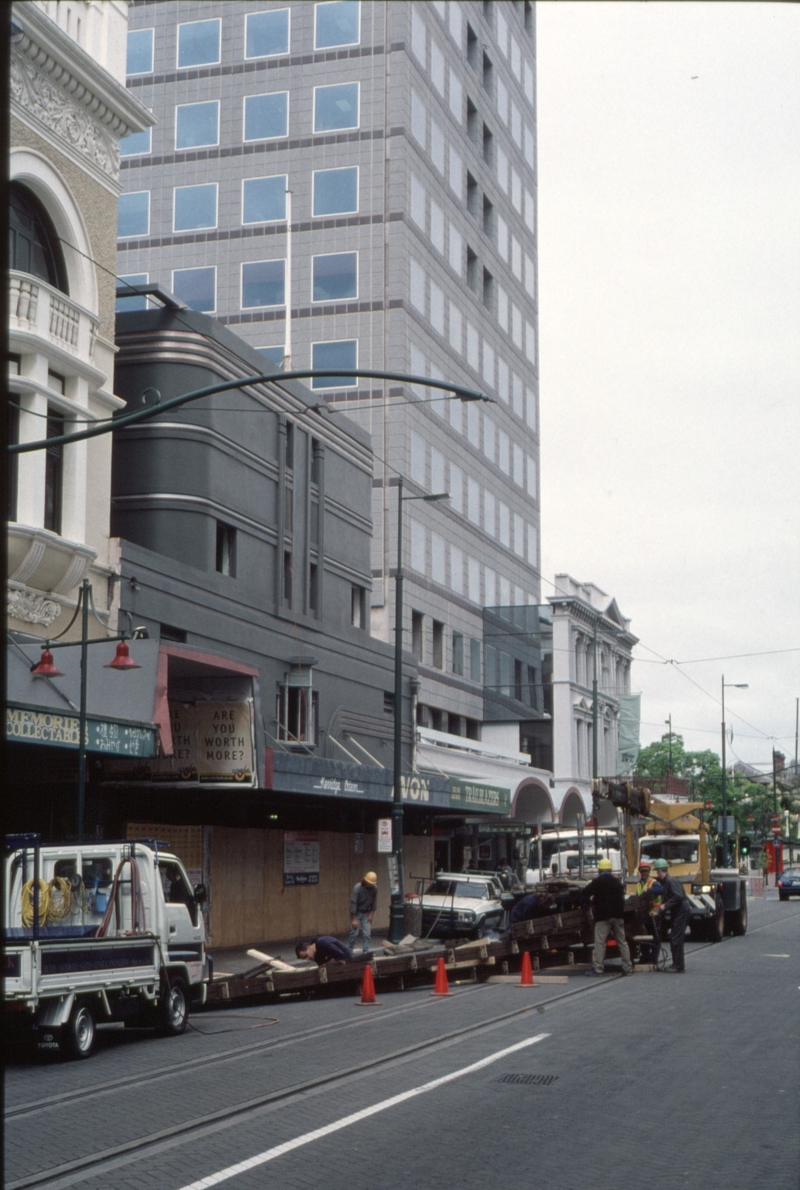 125949: Christchurch Tramway Worcester Boulevard near Oxford Terrace Tracks blocked by demolition