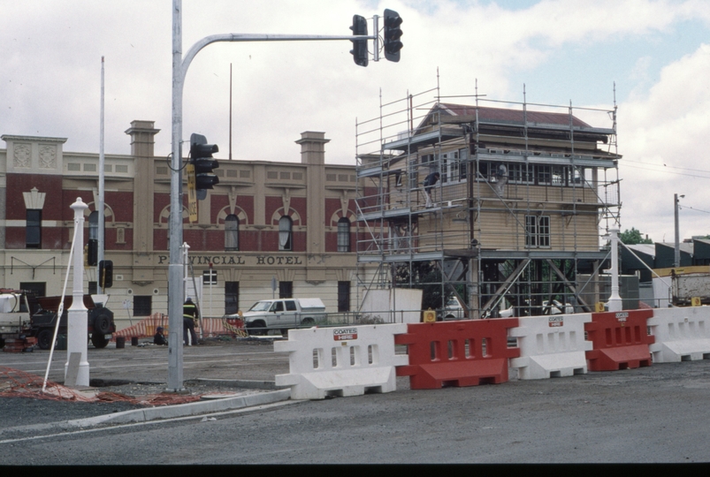 125984: Ballarat reconstruction of Lydiard Steet Gates