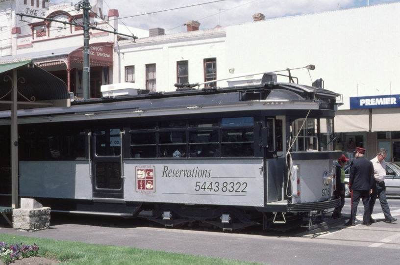 126122: Charing Cross W6 976 Restaurant Car