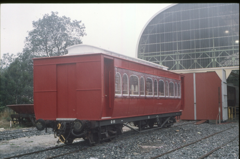 126254: Carswell Park Carriage O 11