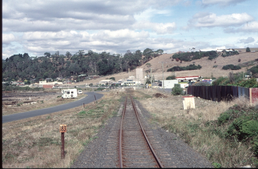 126308: Cooee km 183 Western Line looking East