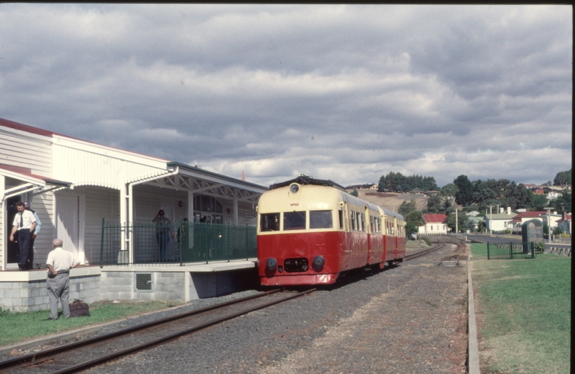 126314: Penguin (2), PT 3 DP 22 Eastbound AREA Special