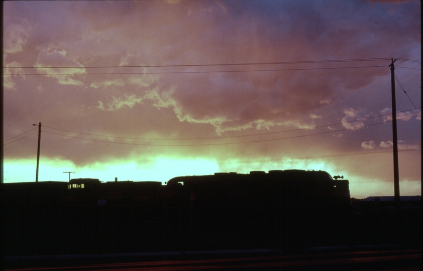 126387: Maryvale Siding Down Maryvale Superfreighter A 77 T 371