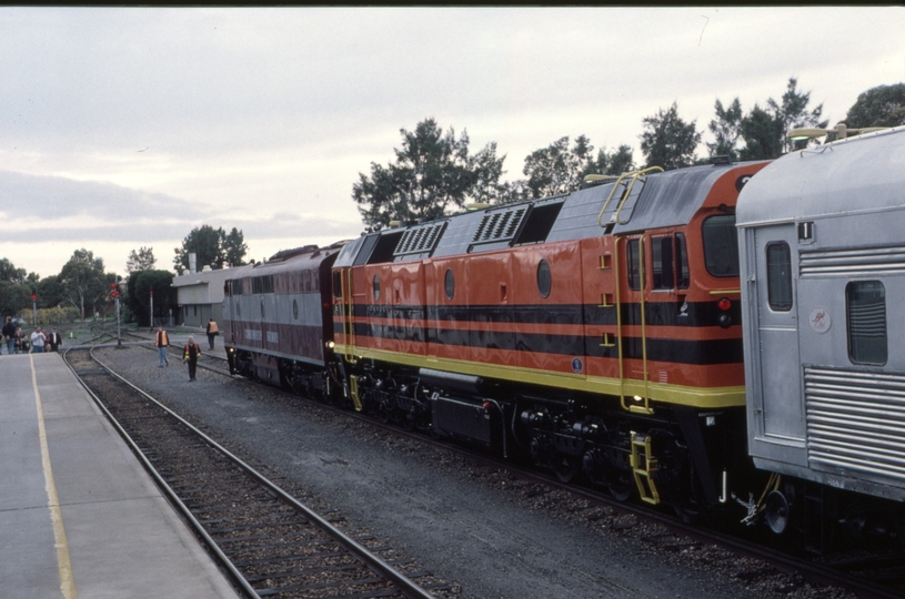 126442: Adelaide Rail Passenger Terminal Keswick Down Port Dock Special Passenger to Gladstone GM 1 2203