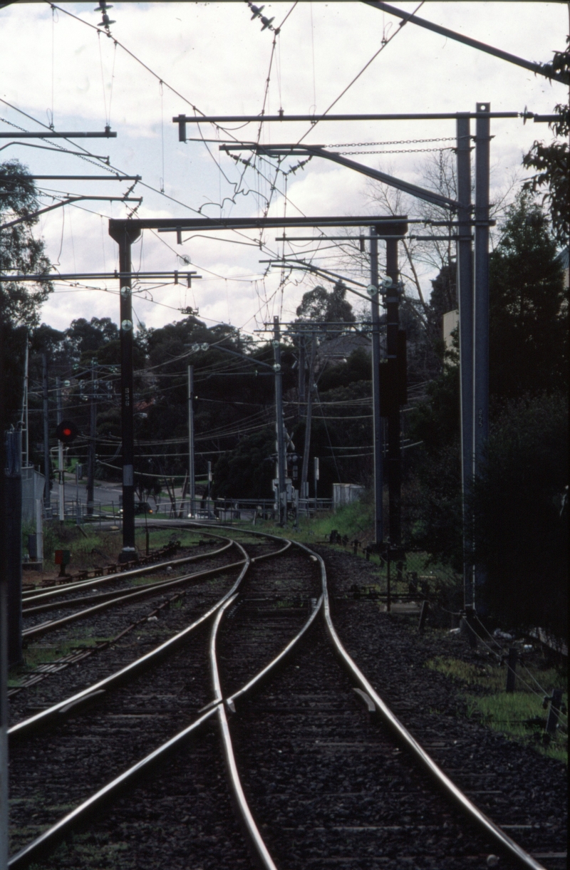 126516: Eltham looking towards Hurstbridge