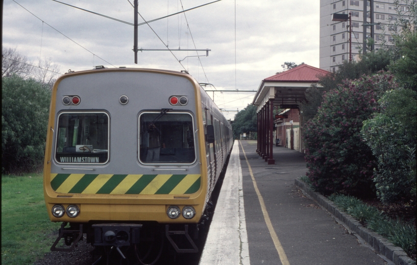 126541: Williamstown 3-car Comeng Suburban Train