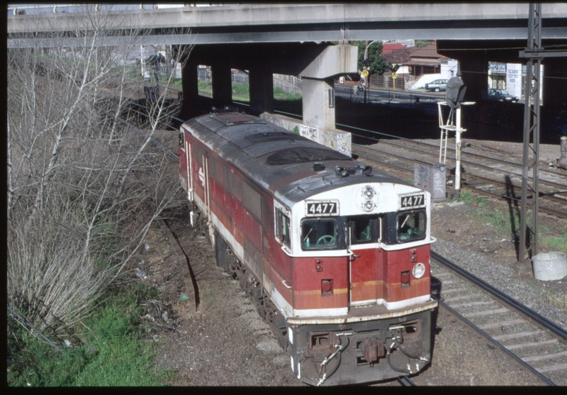 126575: West Footscray Junction Up Light Engine 4477