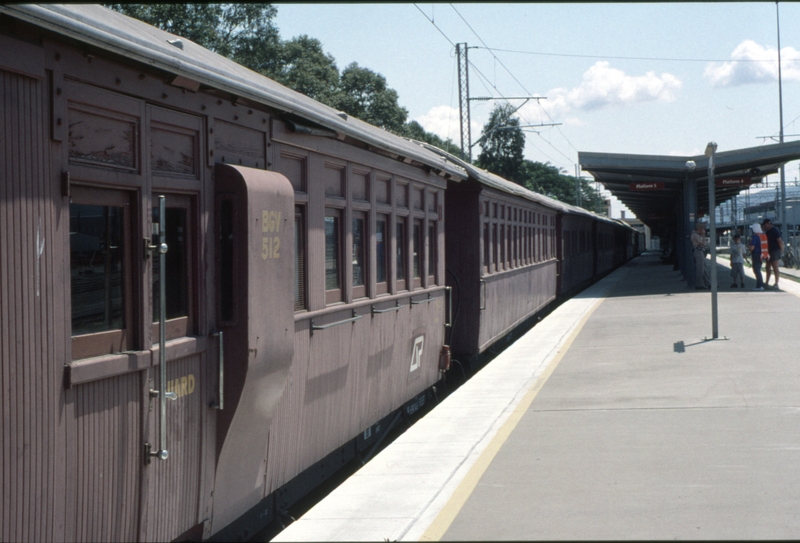 126606: Rockhampton QR Heritage Composite Brake Van BGV 512