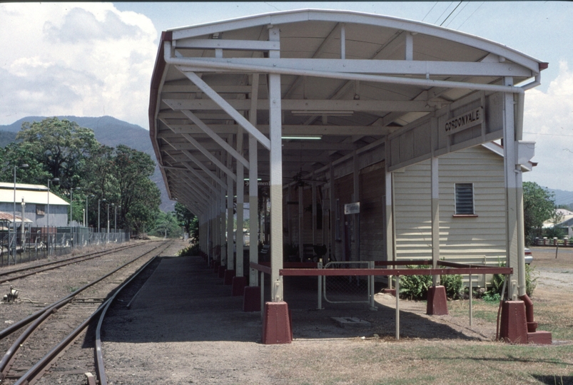 127000: Gordonvale looking South