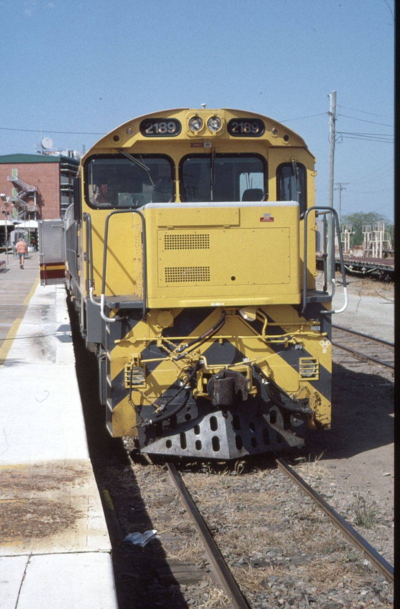 127027: Townsville Up 'Sunlander' 2189 F