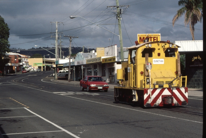 127107: Nambour Mill Howard Street at James Street Outbound Light Engine 'Dunethin'