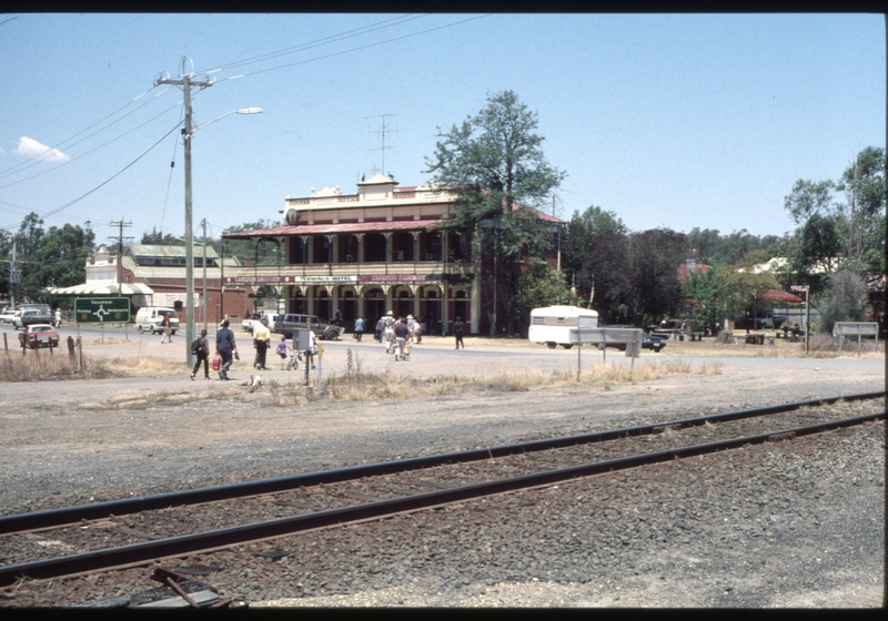 127246: Tocumwal Terminus Hotel at Melbourne end of Yard