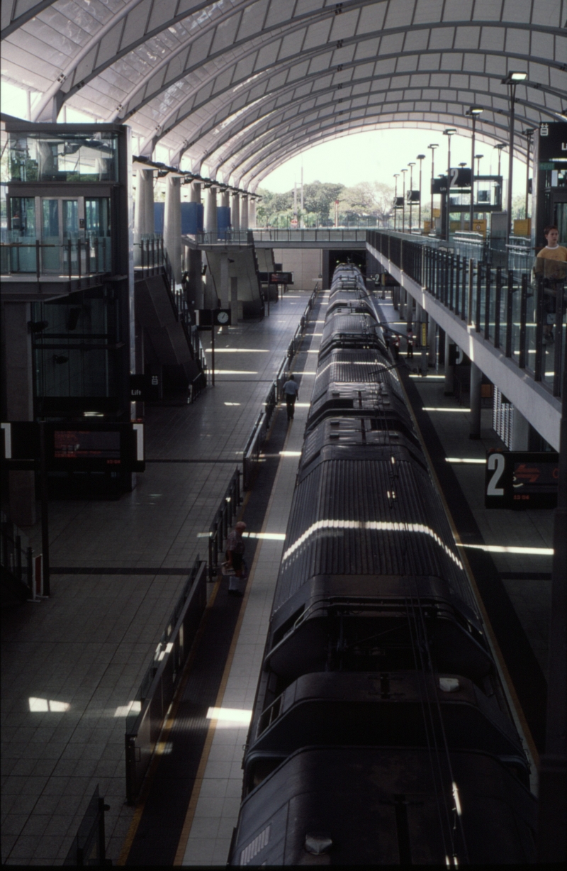 127309: Olympic Park Platforms 1 & 2 looking towards departure end