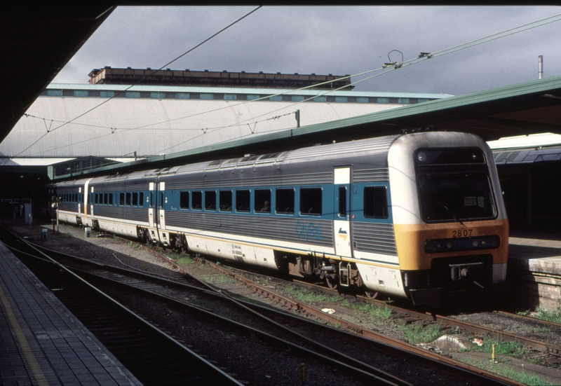 127326: Sydney Central 3:49pm Goulburn Passenger TE 2807 LE 2857 TE 2811 LE 2861