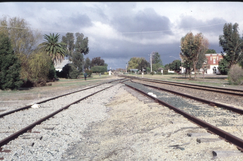 127504: Pyramid Melbourne end of yard looking South