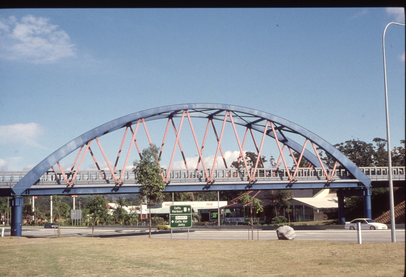 127601: Coffs Harbour (down side), km 609.75 Bridge over Pacific Highway