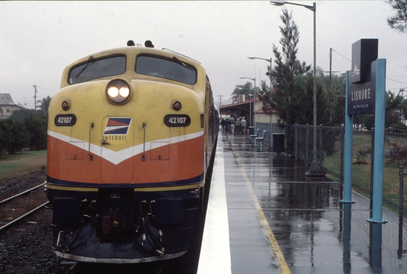 127620: Lismore Down Ritz Rail Train 42107