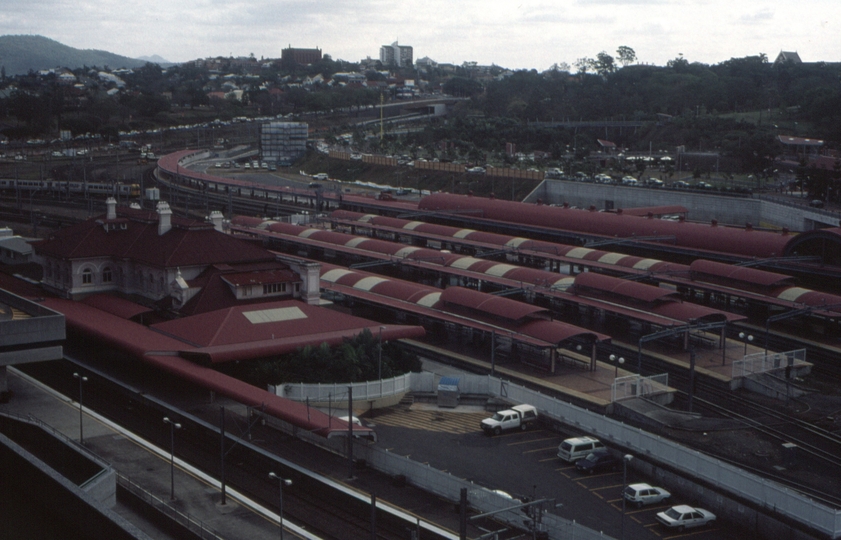 127689: Roma Street viewed from 'Holiday Inn'