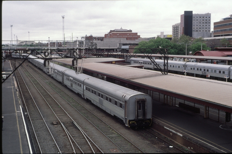 127838: Spencer Street Overland cars being propelled into No 2 Platform