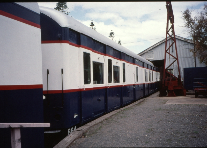 128088: Wallaroo ex Adelaide Suburban Trailer 864