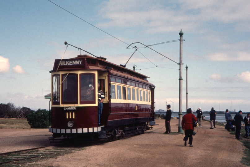 128116: AETM St Kilda Beach Elecrail Special E1 111