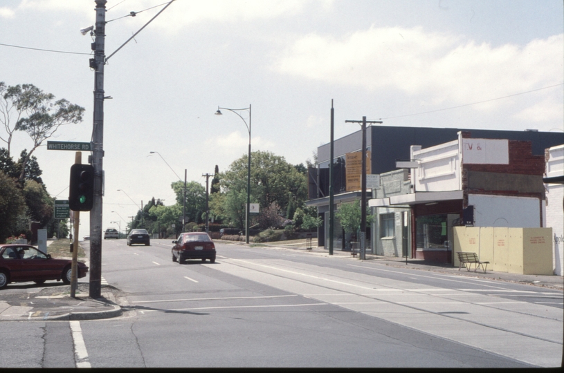 128228: Whitehorse Road at Union Road looking towards Box Hill