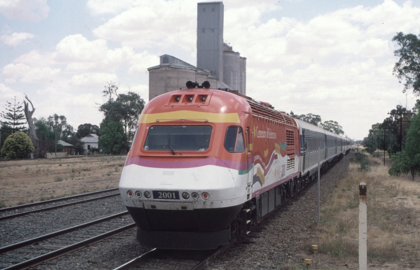 128236: Culcairn Day XPT to Sydney XP 2001 trailing