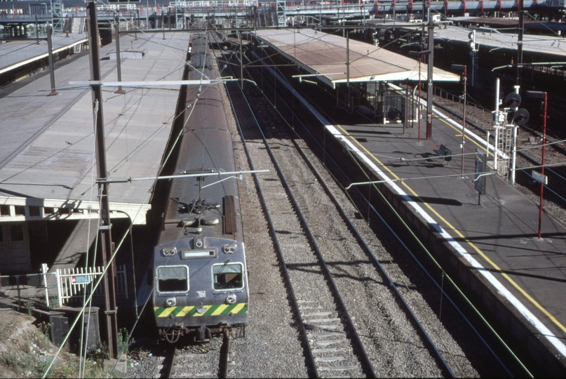 128300: Spencer Street 6-car MTrain Hitachi Suburban Train