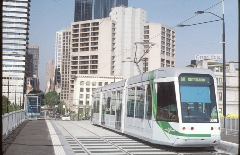 128340: Spencer Street Bridge Westbound at Station Stop C 3018