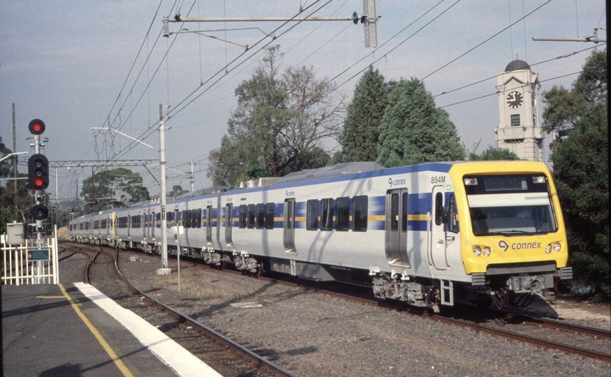 128432: Ringwood Down Suburban 6-car X'Trapolis 854 M trailing