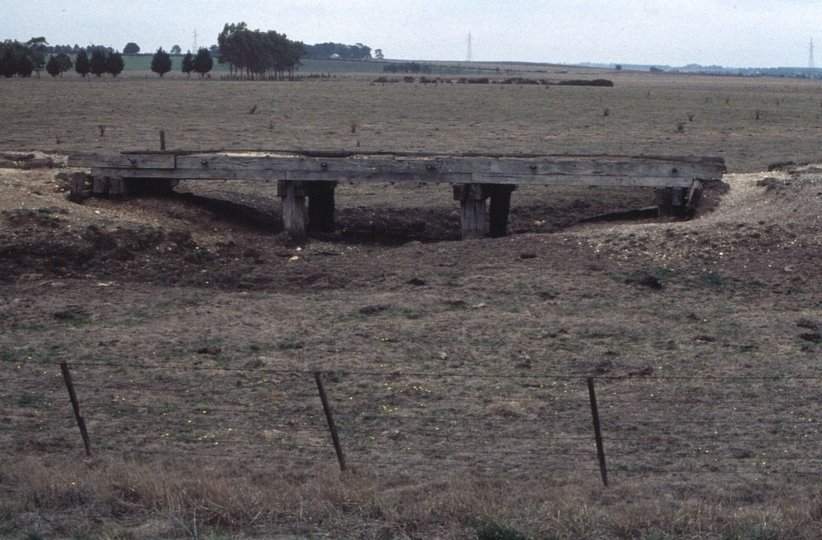 128484: Blowhard (down side), Burrumbeet Creek Tributary looking North to South across line