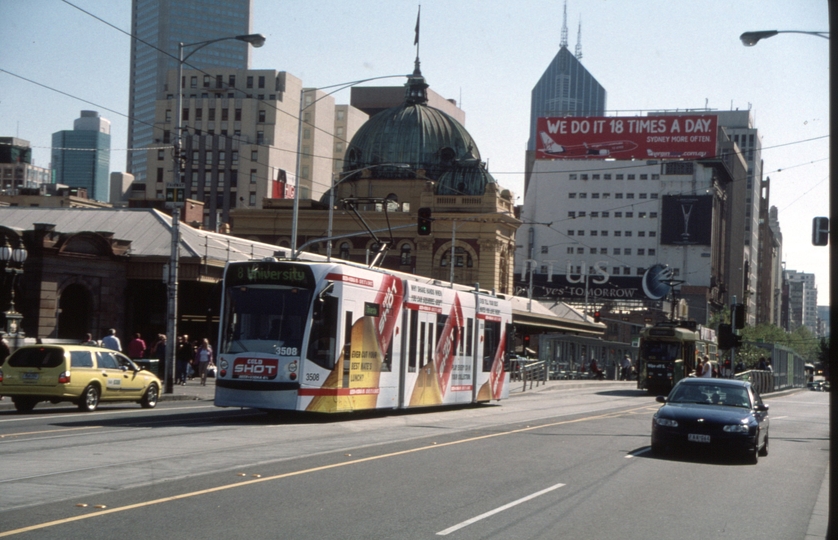 128533: Flinders Street Station Superstop Up D1 3508