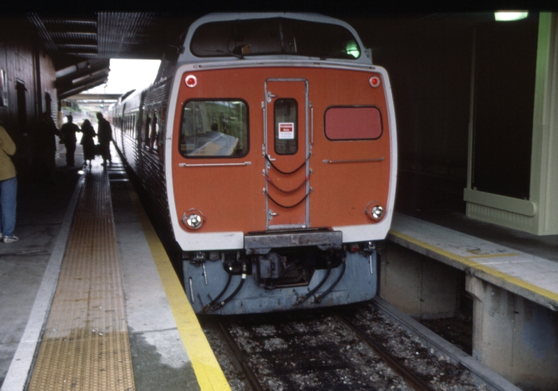 128633: Noarlunga Centre Up Suburban 2106 trailing