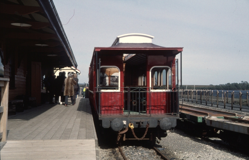 128747: Regatta Point Observation Car at rear of 10:15am Passenger to Queenstown