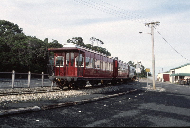 128751: Regatta Point 10:15am Passenger to Queenstown departing