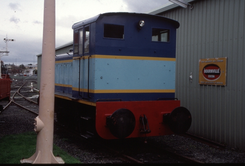 128835: TTMS Glenorchy Electrolytic Zinc Ruston and Hornsby Locomotive