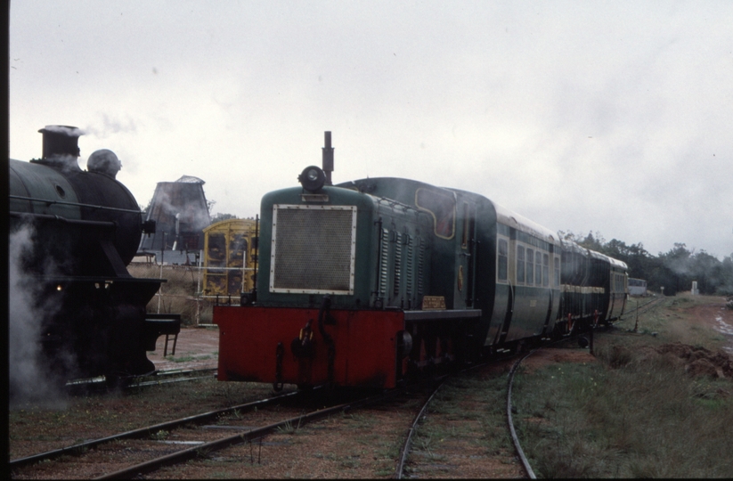 128920: Dwellingup W 945 leading Down Passenger from Pinjarra.'South Fremantle' Up Passenger from Etmilyn