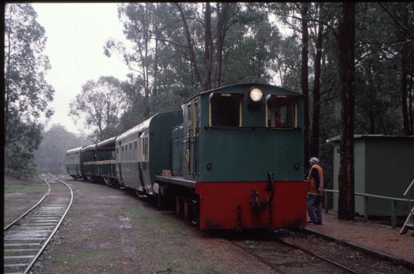 128921: Etmilyn Down Passenger from Dwellingup 'South Fremantle'