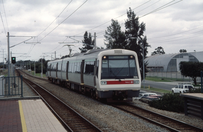 128955: Cannington Sunurban to Armadale AEB 326 leading