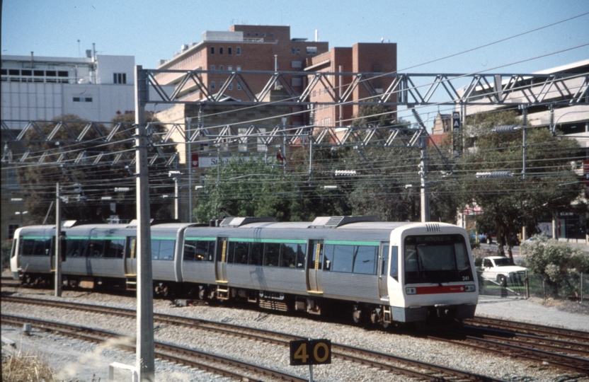 129007: Perth Suburban to Armadale AEA 241 leading