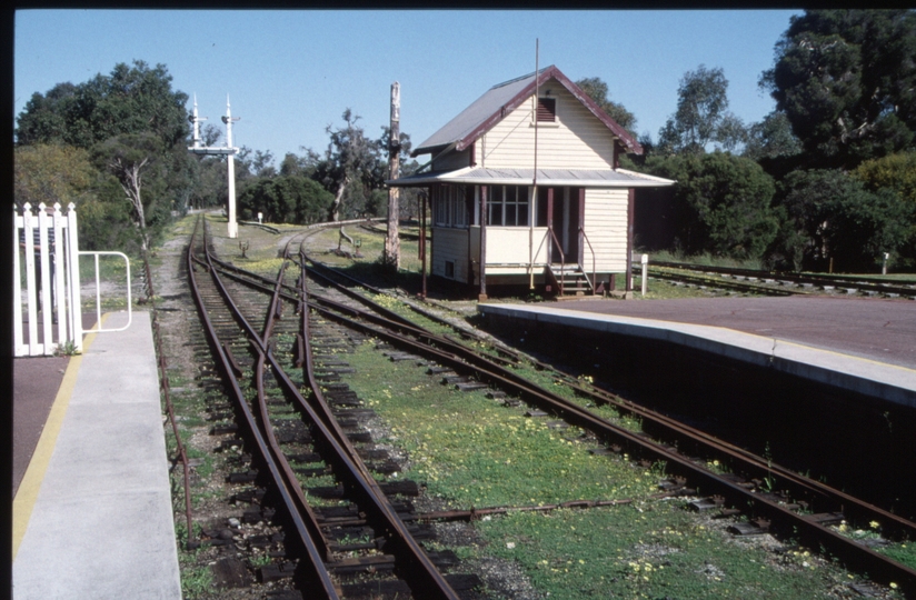 129049: Whiteman Village Junction looking towards junction