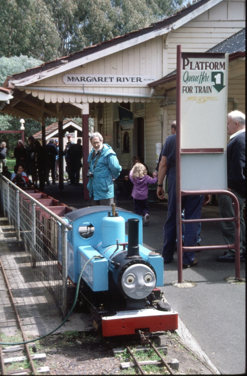 129133: Whistle Stop Railway near Busselton Passenger 0-4-2T Steam