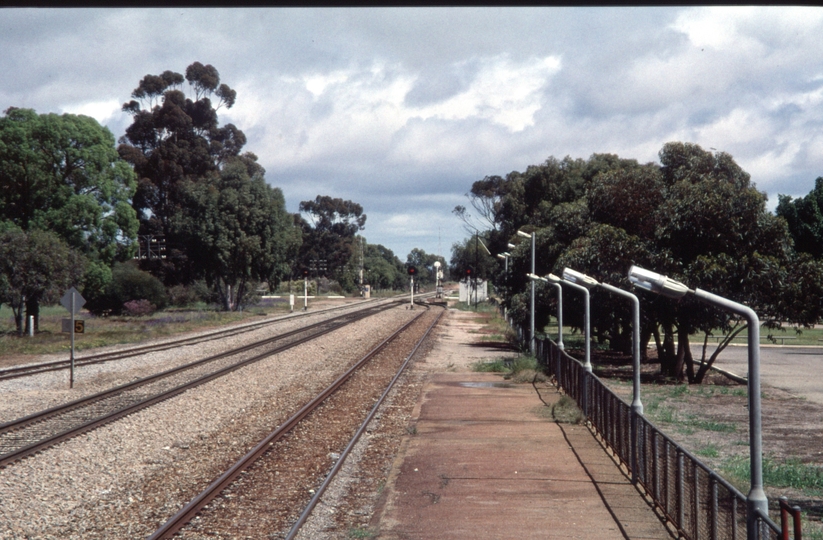 129148: Merredin looking towards Perth