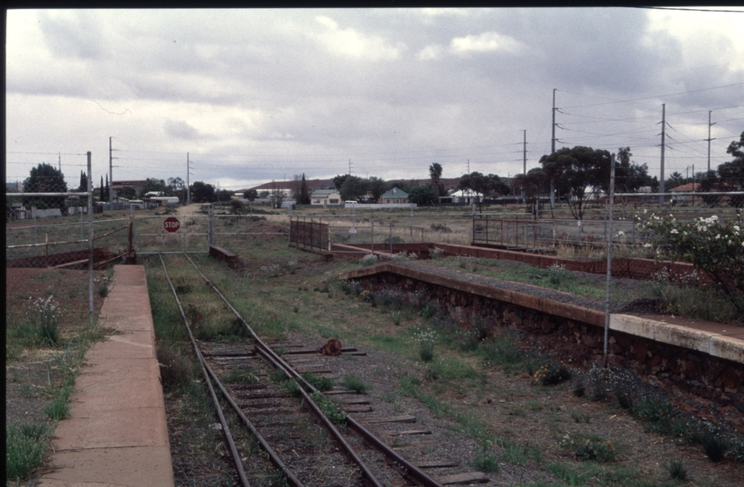 129184: Boulder looking towards Kalgoorlie