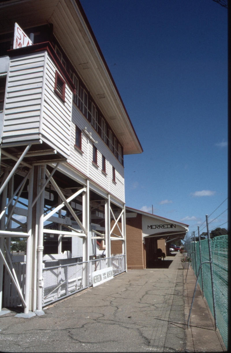 129208: Merredin (old station), Elevated signal box on platform looking towards Perth