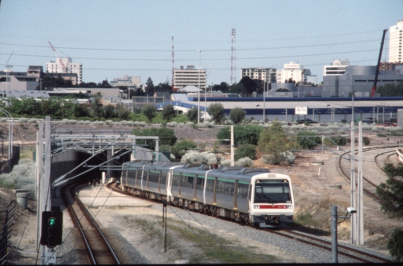 129231: East Perth Suburban to Midland 4-car AEB 306 leading