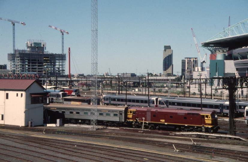 129257: Latrobe Street Bridge Empty Cars formed by RTM Special to South Dynon 44211