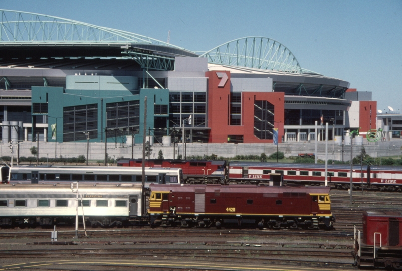 129258: Latrobe Street Bridge Empty Cars formed by RTM Special 44211