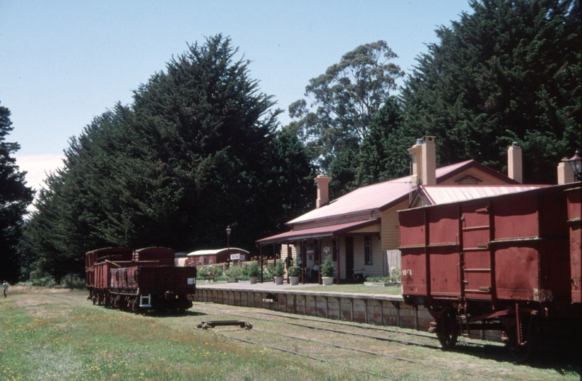 129303: Trentham looking towards Carlsruhe